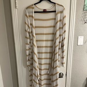 Style up full length  white and gold cardigan size XL